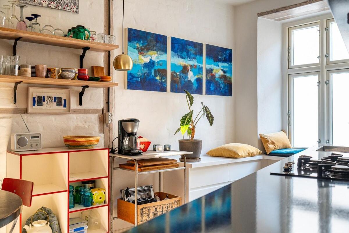 Stylish & Spacious In Trendy Norrebro Lejlighed København